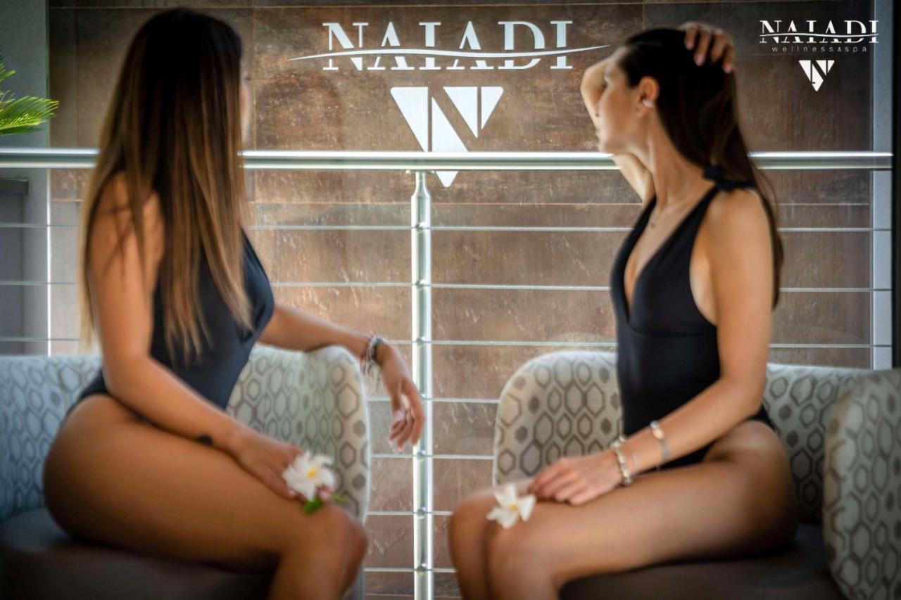 Aparthotel Ninfea Wellness & *